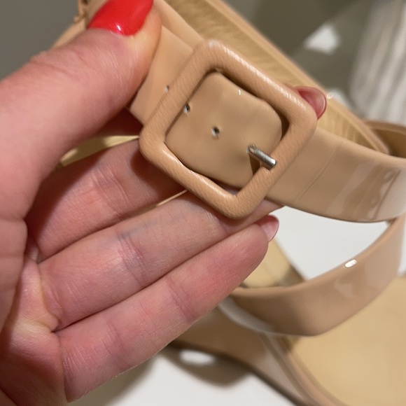 Giuseppe Zanotti Patent Wedge Sandals - Picture 7 of 11